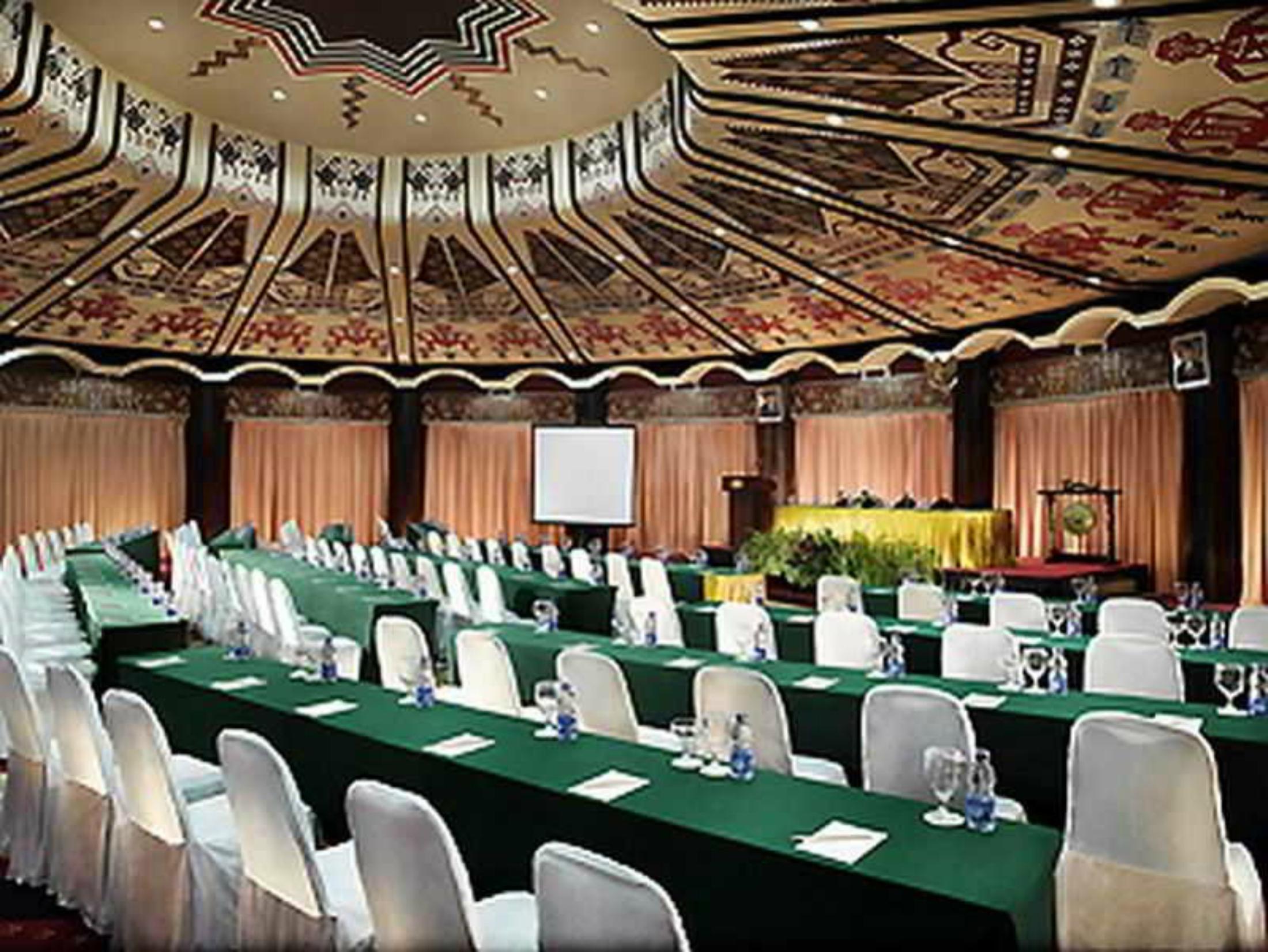 Hotel Mercure Convention Center Ancol 4*
